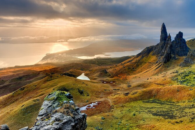 3 Day - Isle of Skye, Loch Ness & Glenfinnan Tour from Edinburgh - Day three: Eilean Donan, Loch Ness, and the Cairngorms