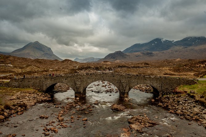 4-Day Isle of Skye and Highlands Small-Group Tour from Edinburgh - Six hours among Skye’s best-known sights