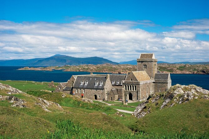 4 Day Mull, Iona and Staffa Puffin Experience from Edinburgh - Day three: Fionnphort and the calm of Iona