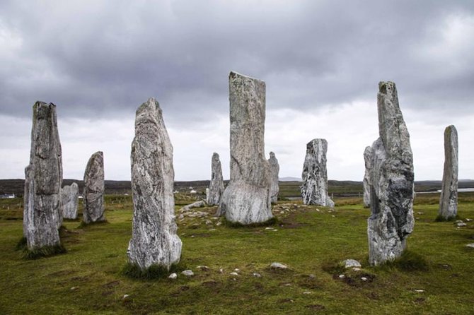 6-Day Outer Hebrides and Isle of Skye Small-Group Tour from Edinburgh - Day 3: Blackhouses and an ancient stone fort