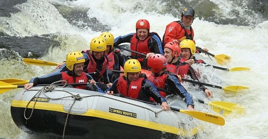 Aberfeldy: Rafting on the River Tay - Why the River Tay makes a good first rafting trip