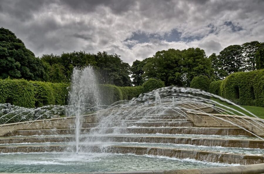 Alnwick Castle, Northumberland & Scottish Borders 1-Day Tour - The guides make a real difference
