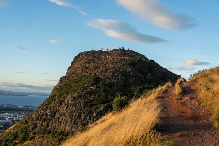 Arthur's Seat Hike: Sunset, Sunrise, Daytime - Simple preparation for a better walk