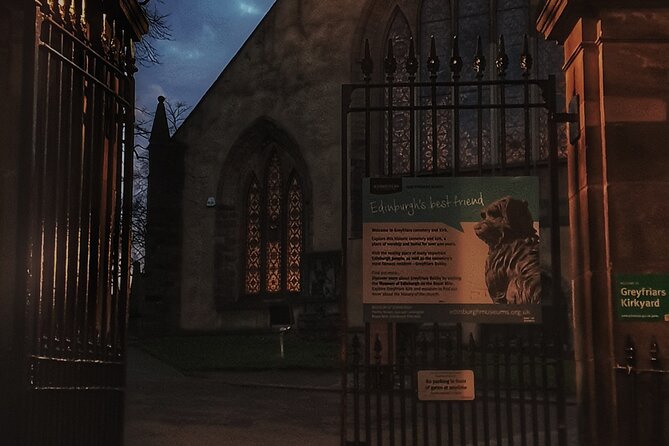 City of the Dead Haunted Graveyard Tour - A small group changes the feel