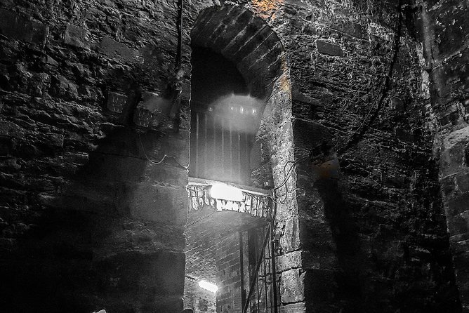 City of the Dead Underground Vaults (Day) - How scary is it for families?