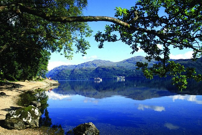 Day Trip to Loch Lomond and Trossachs National Park with Optional Stirling Castle Tour from Edinburgh - How the guides affect the experience