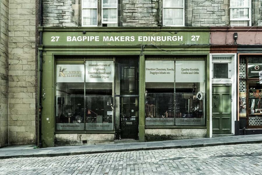 Edimbourg : Visite guidée privée en français avec Clémentine - The National Museum and Old College