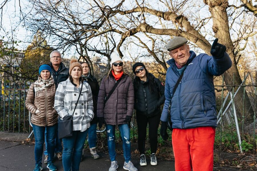 Edinburgh: 3-Hour Guided Walking Tour - The guides are the main reason to choose this tour