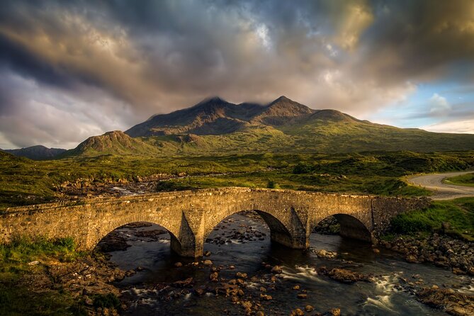 Edinburgh:5-Day Isle of Skye, Inverness & Loch Ness Tour w/Hostel - What to pack for Scottish weather