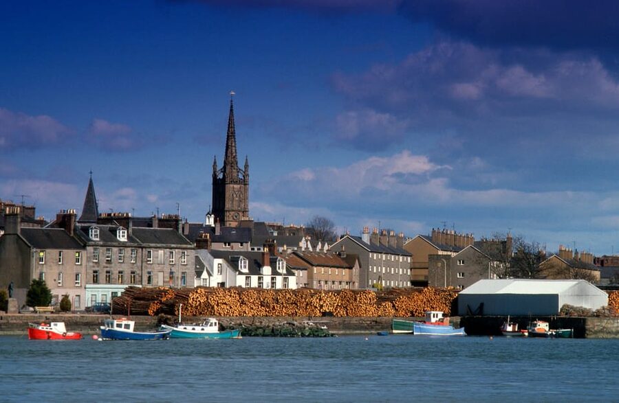 Edinburgh: Aberdeenshire, Balmoral Castle & Northeast Coast - Stonehaven, then Aberdeen’s granite streets