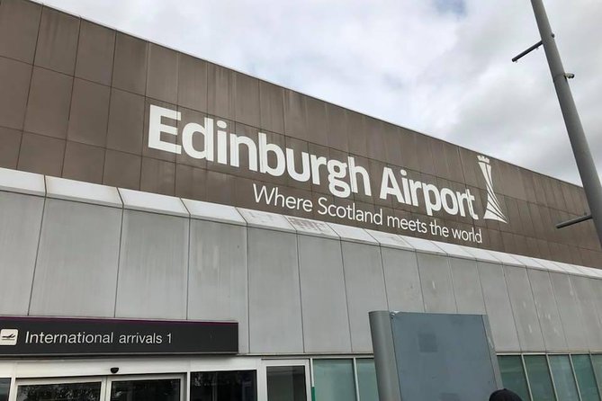 Edinburgh Airport to Edinburgh City one way Private Transfer - Meeting your driver in arrivals