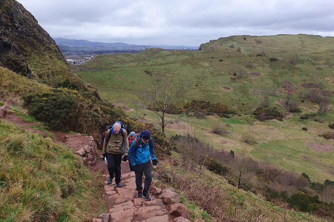 Edinburgh: Arthur's Seat Hike with Local Guide - Why Arthur’s Seat is worth your morning