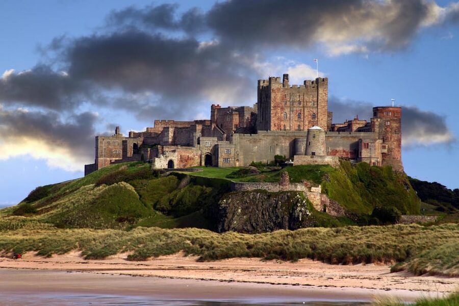Edinburgh: Bamburgh Castle, Northumberland and Alnwick Trip - Who should book this tour?