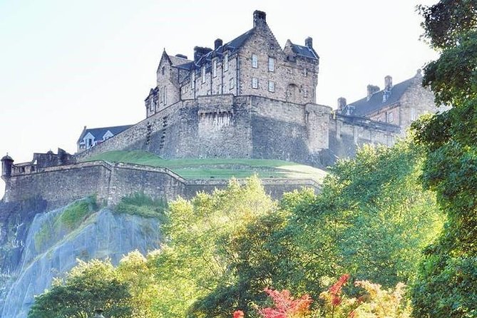 Edinburgh Castle Guided Walking Tour in English - Price and value at $52.70