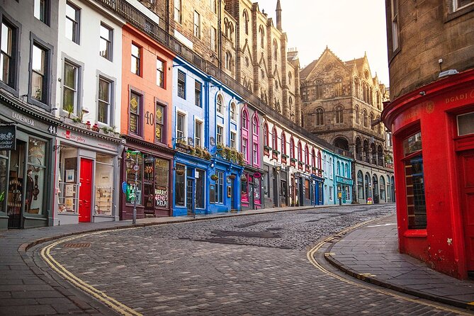 Edinburgh Castle & Royal Mile Walking Tour - Ticket Included - Price, group size, and the value of the ticket
