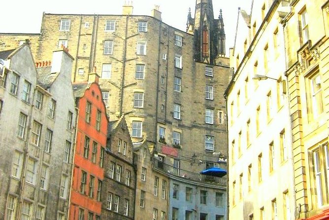 Edinburgh City Walking Tour, Discover Old Town, Royal Mile with a Local Expert! - Hidden alleys, old plumbing, and overlooked details
