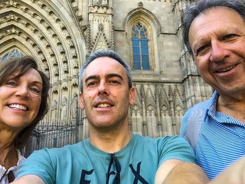 Edinburgh: Custom Highlights & Hidden Gems Tour with a Local - Walking, transport, and accessibility