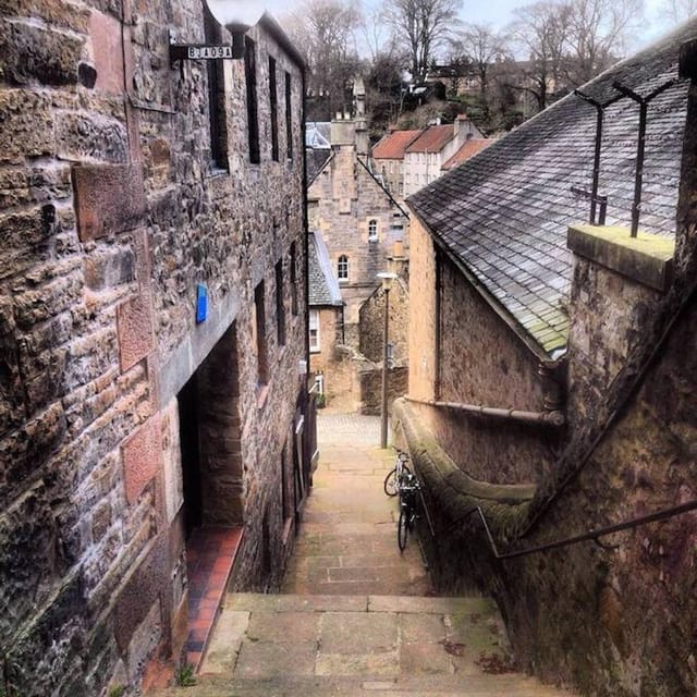 Edinburgh: Dean Village and Circus Lane Walking Tour - Why the Water of Leith section earns its place