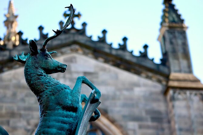 Edinburgh Food Tour with Scotch, Haggis, a Secret Dish & More - A small group makes the guide matter