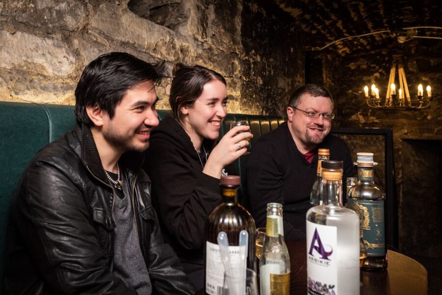 Edinburgh: Gin Tasting at Underground Venue - Key points to know before booking