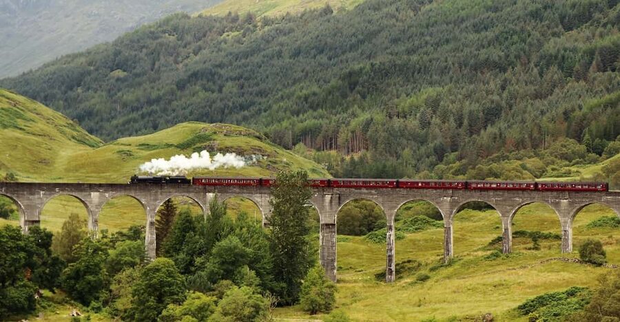 Edinburgh: Glenfinnan Viaduct, Glencoe & Fort William - Who should book this trip?