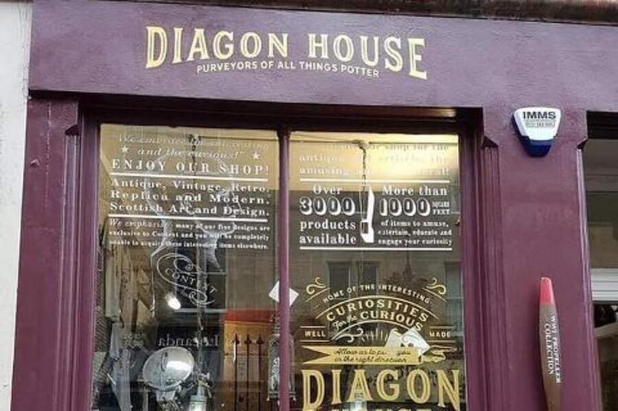 Edinburgh: Guided Harry Potter Walking Tour - Old College and the university setting