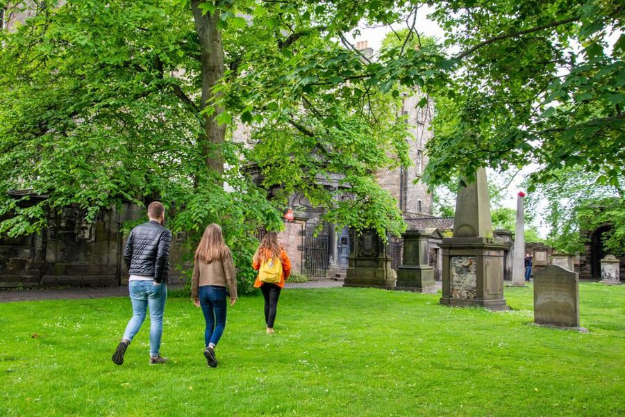 Edinburgh: Harry Potter Magical Guided Walking Tour - The Royal Mile and Rowling’s handprints