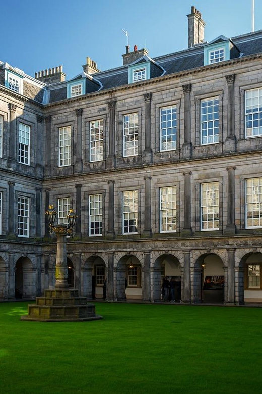 Edinburgh: Harry Potter Tour & Palace of Holyrood Entry - What the $78 price really covers