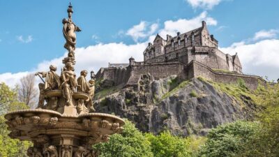 Harry Potter Tour with Entry to Edinburgh Castle