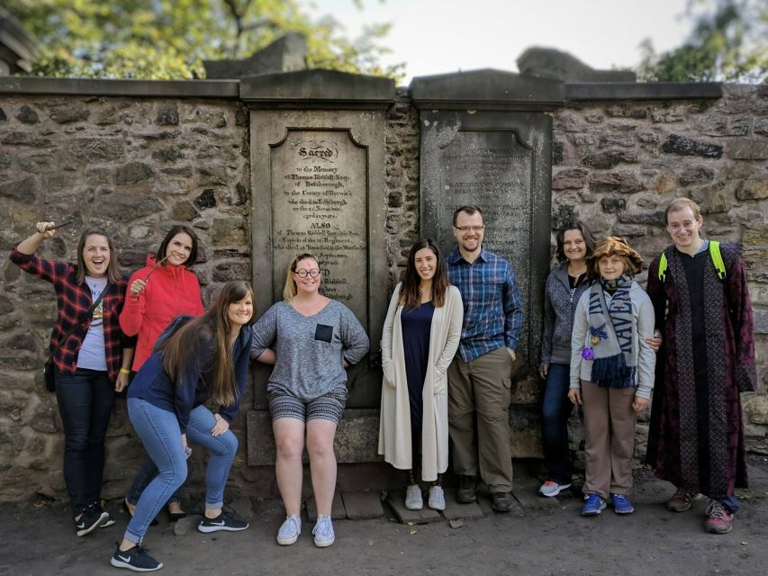 Edinburgh: Harry Potter Tour with Entry to Edinburgh Castle - Greyfriars Kirkyard and the Tom Riddle connection