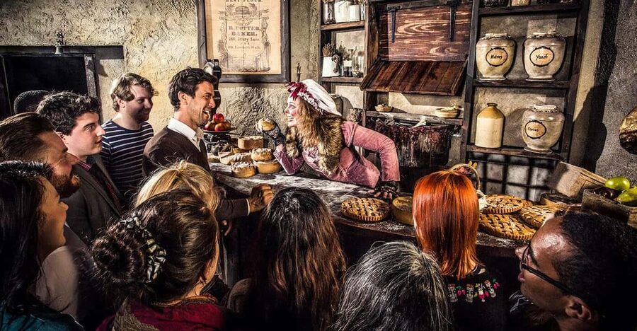 Edinburgh: Harry Potter Walking Tour with Dungeon Entry - Waverley Station and Edinburgh New Town