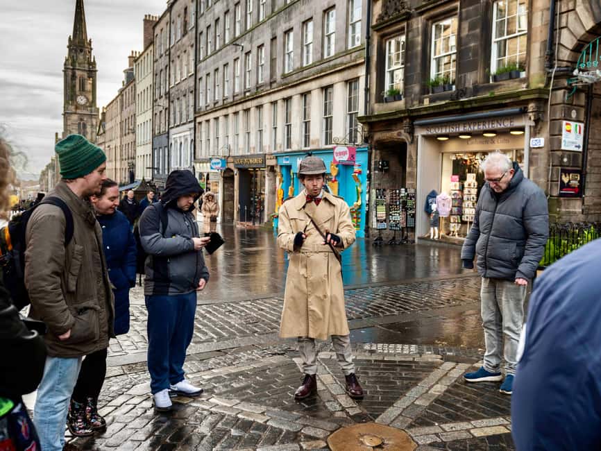 Edinburgh: Historical Gems Tour & A Taste of Scottish Fudge - Mercat Cross and the Old Town story