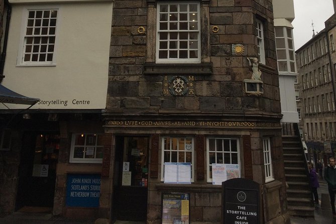 Edinburgh: History Lovers Old Town Walking Tour - Parliament Square, High Street, and St Giles’ Cathedral