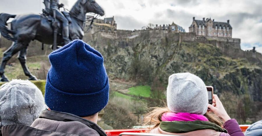 Edinburgh: Hop-On Hop-Off Bus Pass with 3 City Tours - How the three routes fit Edinburgh together