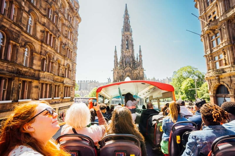Edinburgh: Hop-On, Hop-Off Bus Tour City & Britannia Combo - Starting at Waterloo Place