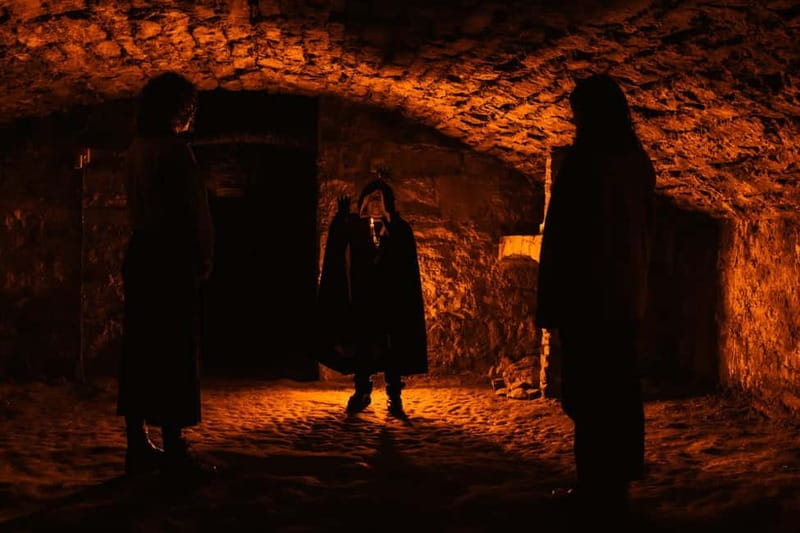 Edinburgh: Immersive, Adult-Only Haunted Vaults Night Tour - Stories of murder, torture, and the supernatural