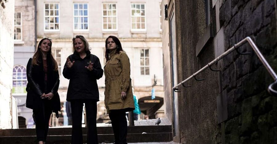 Edinburgh: Immersive Old Town Historical Walking Tour - The Royal Mile, where the city’s stories meet
