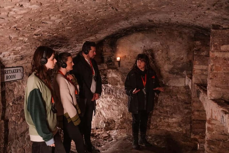 Edinburgh: Immersive Small-Group Historic Vaults Tour - Key points to know before you book