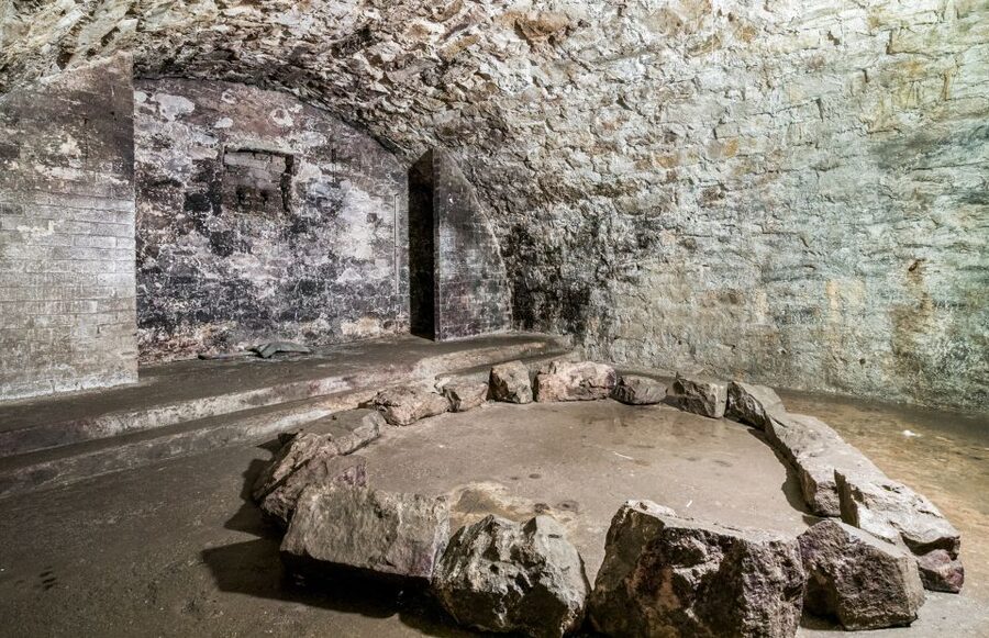 Edinburgh: Late-Night Underground Vaults Terror Tour - Why the late-night timing matters