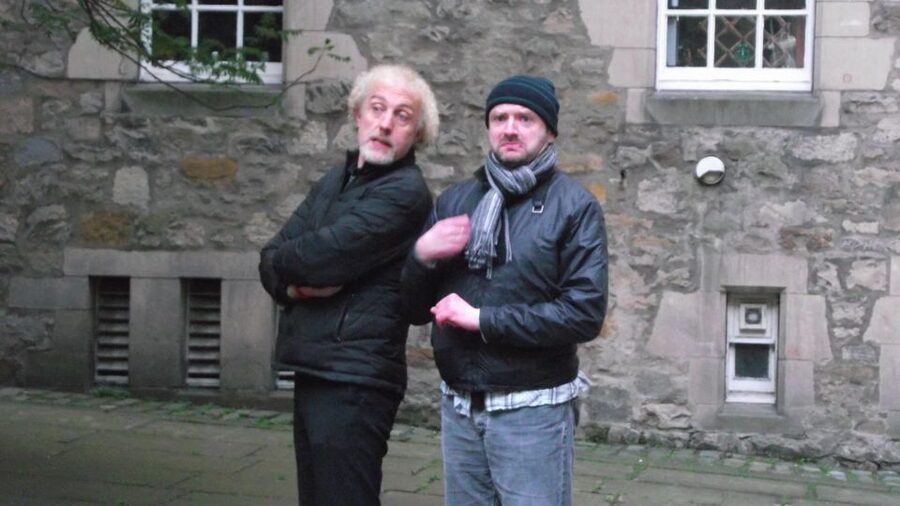 Edinburgh Literary Pub Tour with "Real-Actors" - Who should book it, and who should think twice