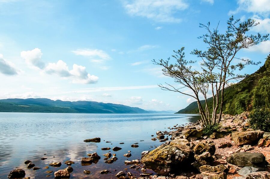 Edinburgh: Loch Ness, Glencoe & the Scottish Highlands Tour - Fort William and the practical lunch break