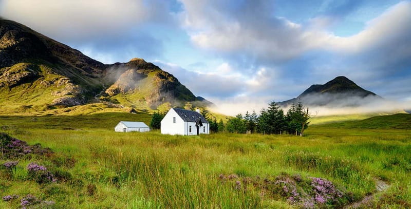 Edinburgh: Loch Ness, Inverness & Highlands Tour in Spanish - Pitlochry and the final Victorian pause