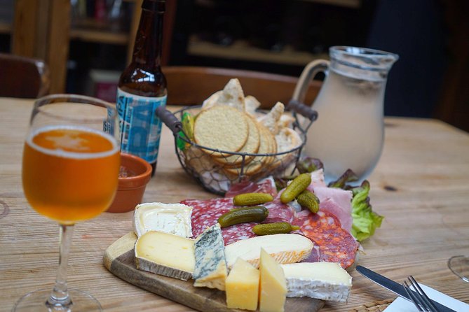 Edinburgh Luxury Private Food & Drink Tour with Eat Walk Tours - New Town: Greek-inspired design and modern Edinburgh