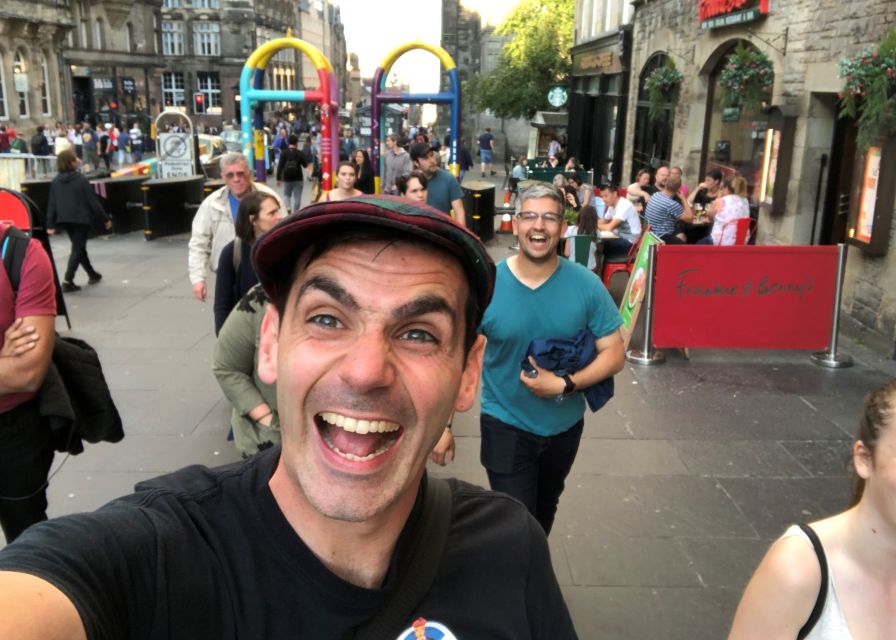 Edinburgh: Mountebank Comedy Walk - A walking tour with a real comedy rhythm