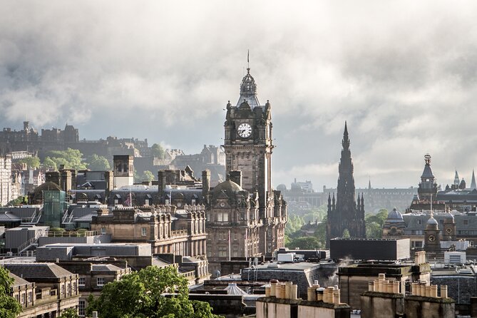 Edinburgh: Old Town's Highlights Walking Tour - St Giles’ Cathedral and the stories inside