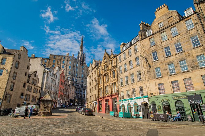 Edinburgh Photography Masterclass - Private Photography Lesson - Light painting and night portraits