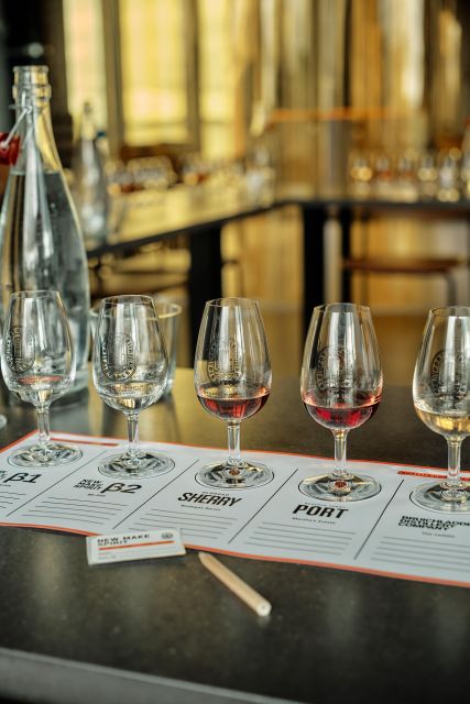 Edinburgh: Port of Leith Distillery Tour & Tasting - The guides shape the experience