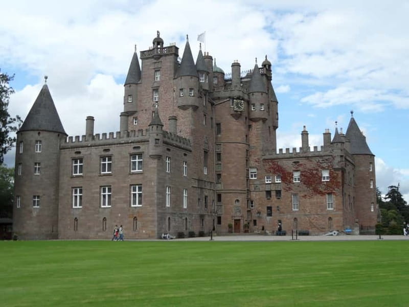 Edinburgh: Private Guided Walking Tour - Key points at a glance
