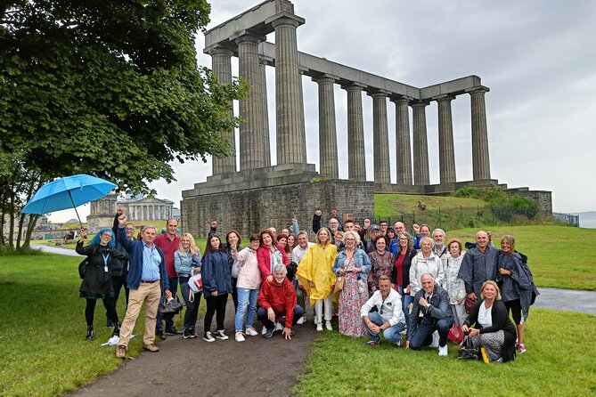 Edinburgh Private Walking Tour in Spanish - Grassmarket gives the route breathing room