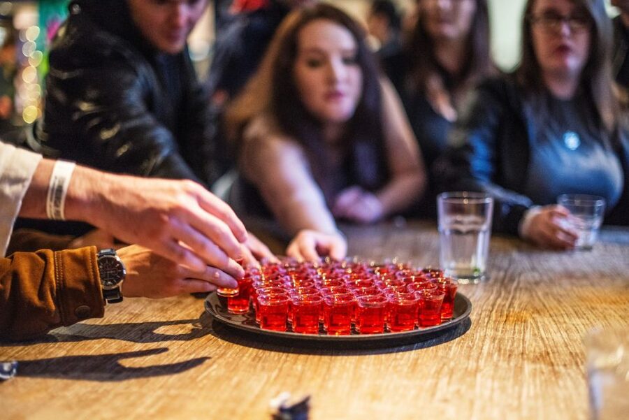 Edinburgh: Pub Crawl 7 Bars with 6 Shots - Is $20 good value?